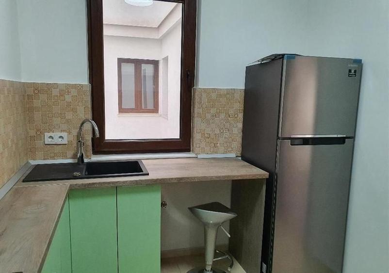 AP. 2 CAMERE SOHO UNIRII, PARCARE, MASINA DE SPALAT VASE, METROU