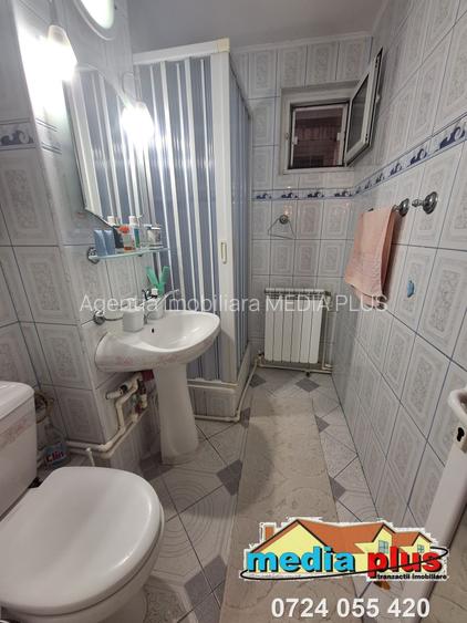 Apartament 3 camere decomandat, etaj 2, Micro 13 – 95.000 euro  Agentia Imobilia - 9