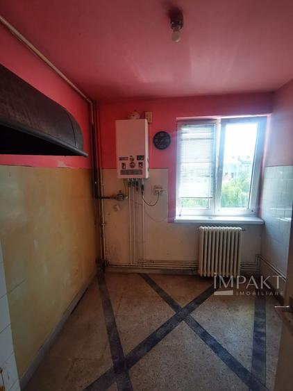 Apartament cu 2 camere decomandat in centrul orasului