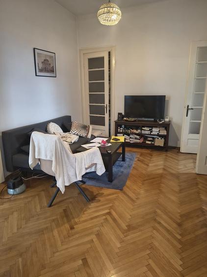 Peninsula 3 camere 84 mp pret 160.000 euro