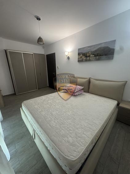 Apartament 2 camere de închiriat în Mamaia – Piscină & Parcare