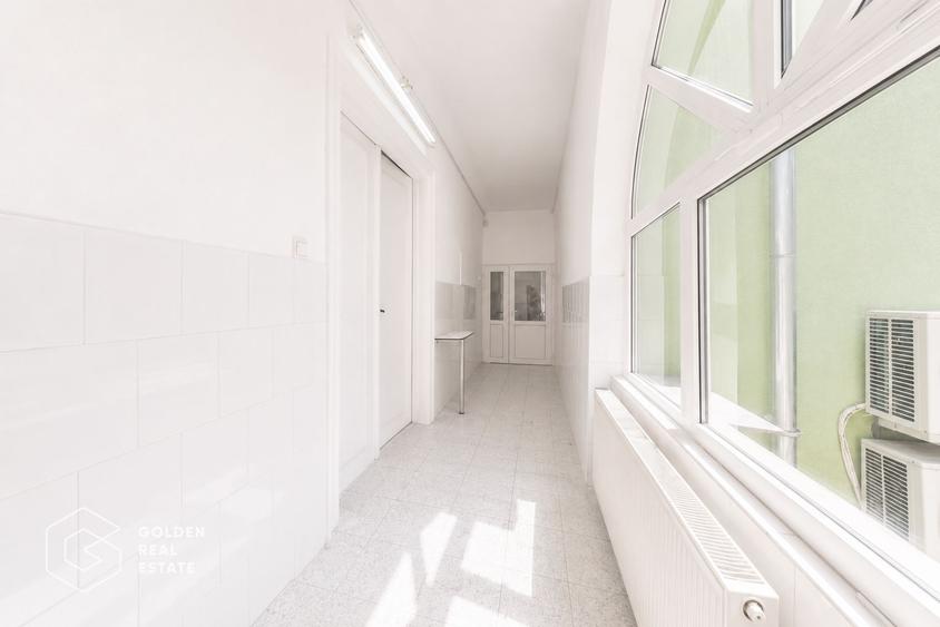 Cabinet medical, 200mp, parter+subsol-Policlinica Speciala, Boul Rosu