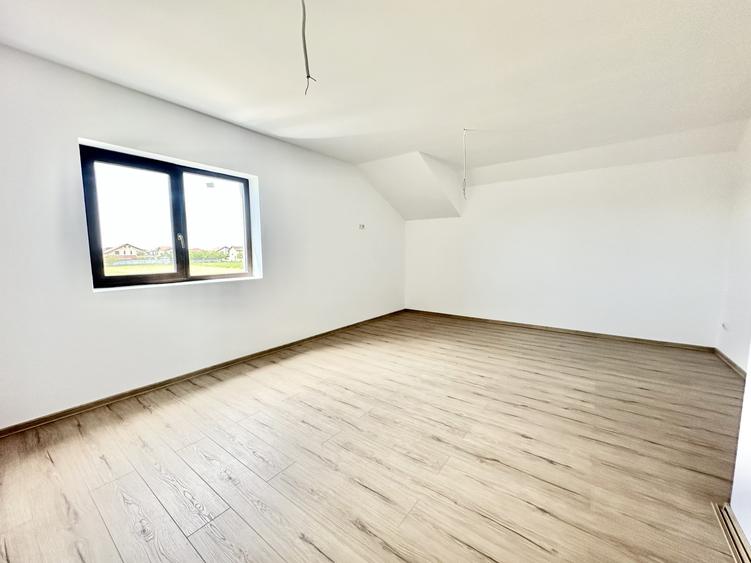Duplex cu 4 camere - 116 mp - strada privata - Mosnita