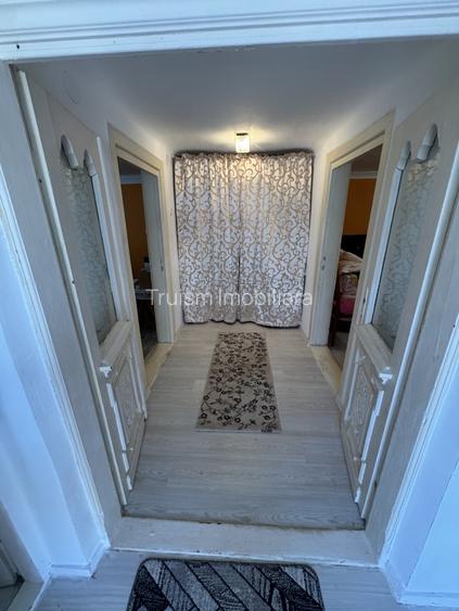 IMOBIL DE VANZARE – 2 CORPURI DE CASĂ | TEREN 285 MP | TOATE UTILITĂȚILE - 4