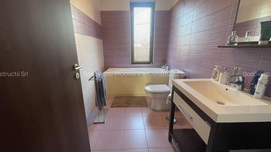 Casa eleganta si luminoasa, situata in zona de case - Mehala - 28