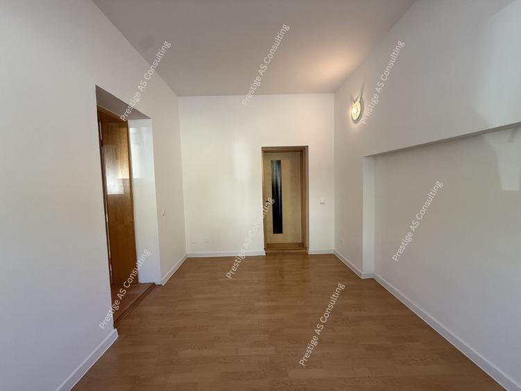 Proprietate versatila | 271 mp utili | renovata complet – Elisabetin, Porumbescu