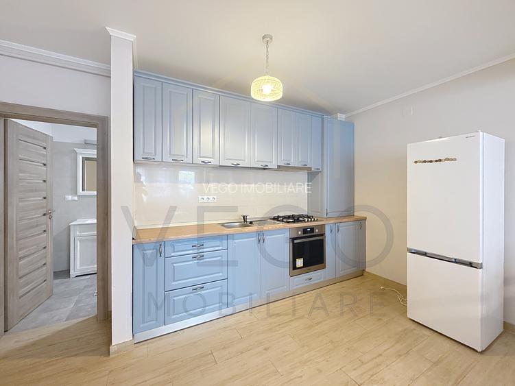 2 separate bedrooms + living room close to Platinia Shopping Center - 5