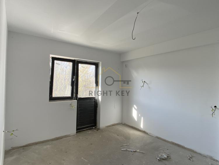 Nou! Casa tip cub, 3 camere, utilitati si curte! Comision 0%!