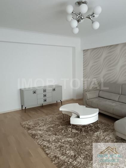 Apartament 3 camere Centru , mobilat si utilat, bloc 2017, loc parcare