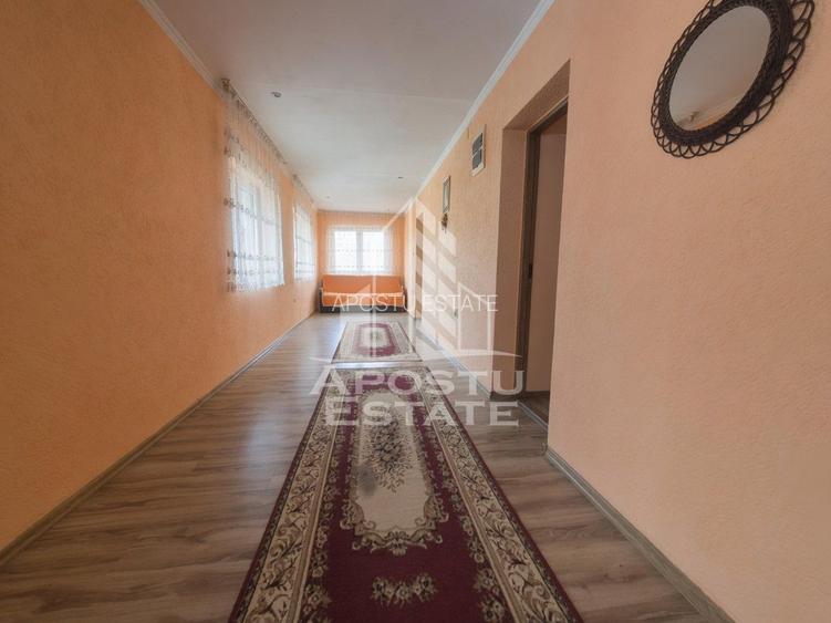 Se vinde casa in Teremia Mare, renovata, teren generos de 1.439 mp - 4
