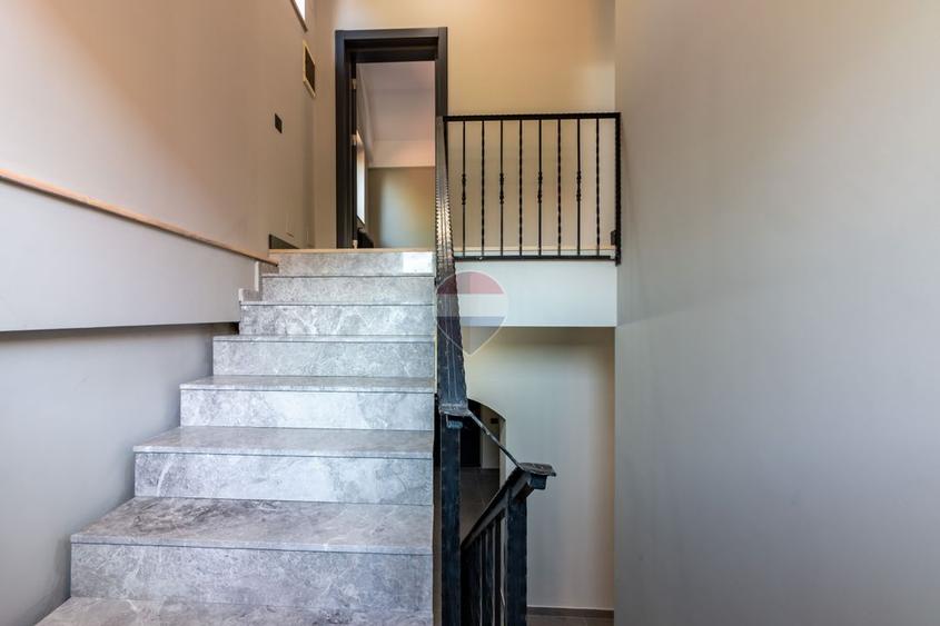 Vila de vanzare I 171 mp utili, teren 563 ICorbeanca I Laguna Albastra