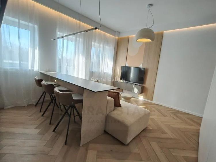 Apartament premium 3 camere 50 mp etaj  parcare privata zona Turnisor - 2