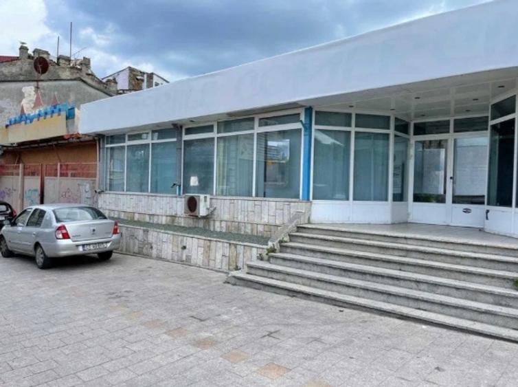 Piața Ovidiu - Penisula, 220 mp.,openspace , ideal HoReCa, retail , showroom