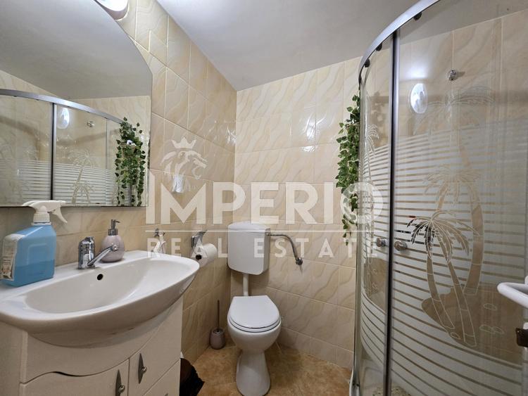 Casa individuala cu 6 camere si 900mp teren!