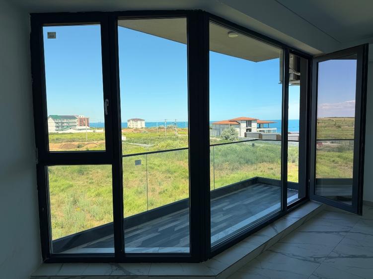 Vând Studio/Garsoniera în prima linie la mare cu vedere frontală