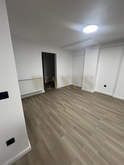 Spatiu comercial de inchiriat zona Apollo