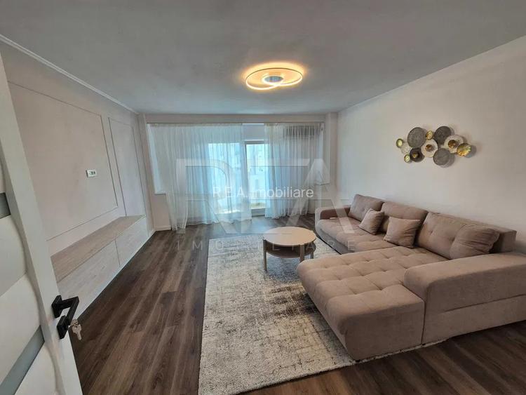 3 camere Alba Iulia decomandat, inst. schimb., 79 mp, an 1994, renovat - 2