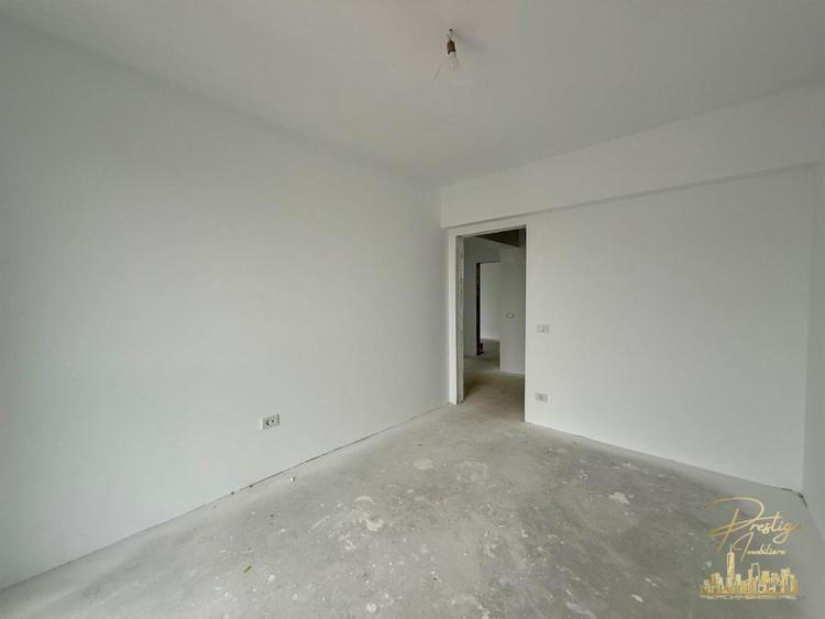 Apartament cu 4 camere nou tip Roma de vanzare, Prima Urbana 3-Oradea