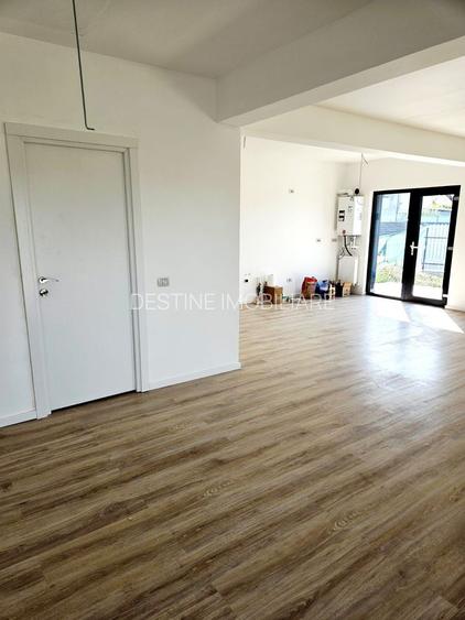 Casă VIȘAN, 3 camere decomandat 74 mp utili, teren 430 mp + parcare - 5