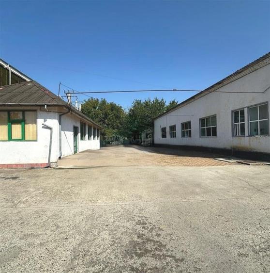HALA/BIROURI/ HALA DEPOZIT SI 2900 MP TEREN DE VANZARE BACAU