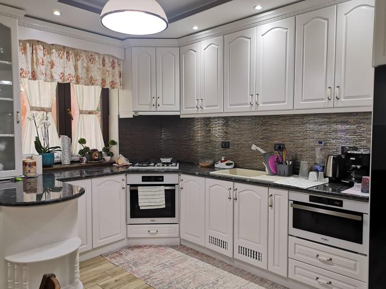 Casa D+E+M tip duplex zona ultracentrala