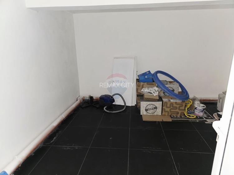 Apartament cu 5 camere de vânzare în zona Precista - 32