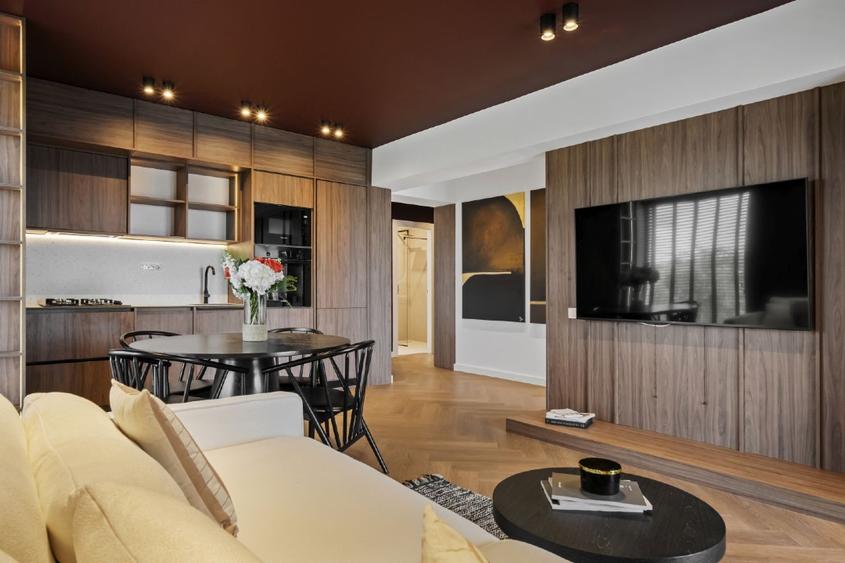 DIRECT PROPRIETAR/Apartament Design Premium 3 camere complet mobilat loc parcar