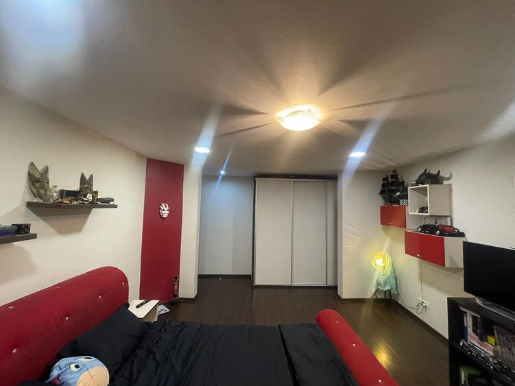 Universitatea Hyperion- Apartament 2 camere la Curte