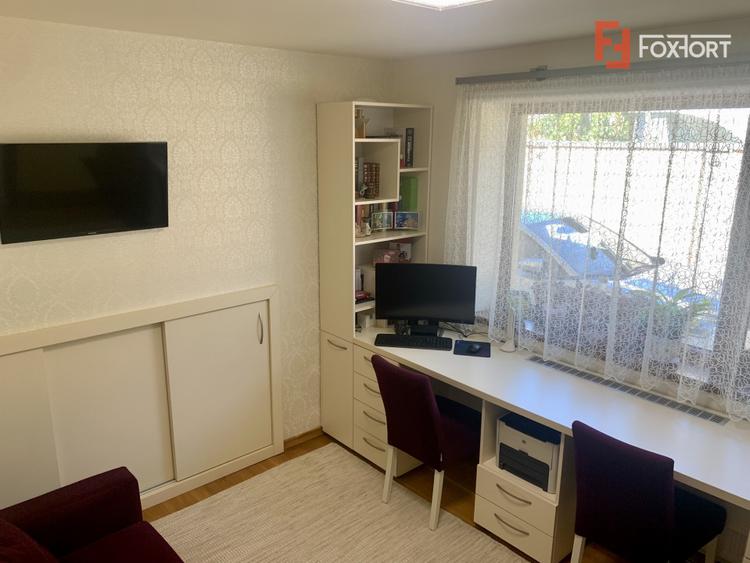 Casa individuala cu 4 camere de vanzare in zona Girocului