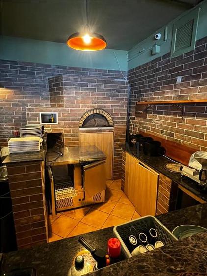 Spatiu comercial restaurant cu cuptor pizza 200 mp - Lipovei