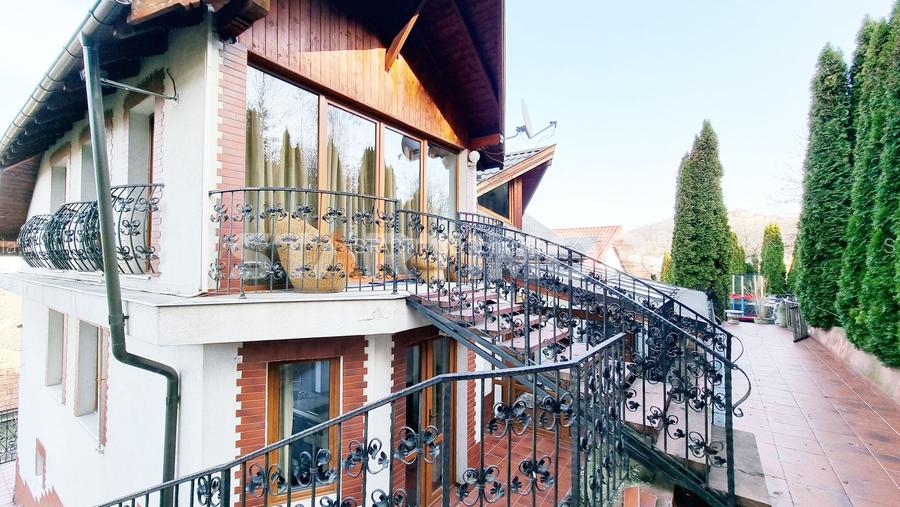 Vila mobilata ultracentral Brasov - 31