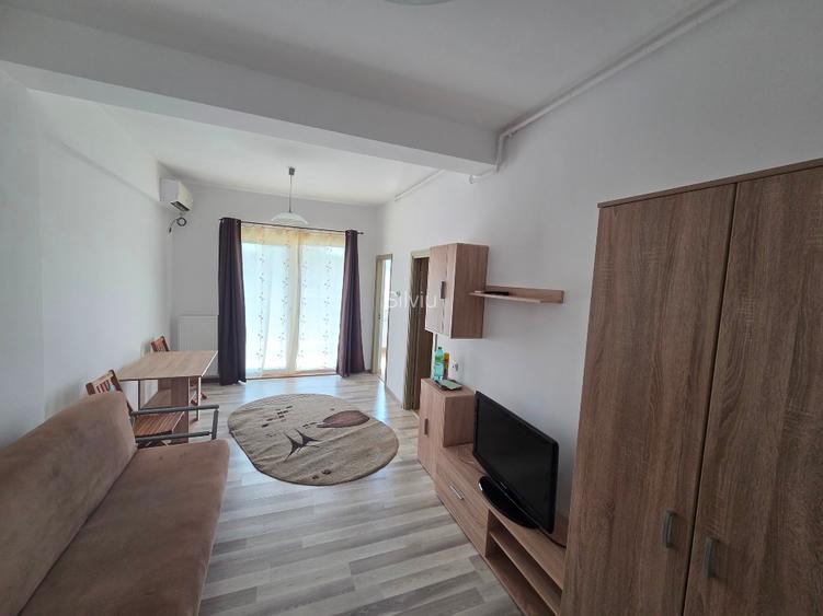 Vând garsoniera cu loc parcare proprietate