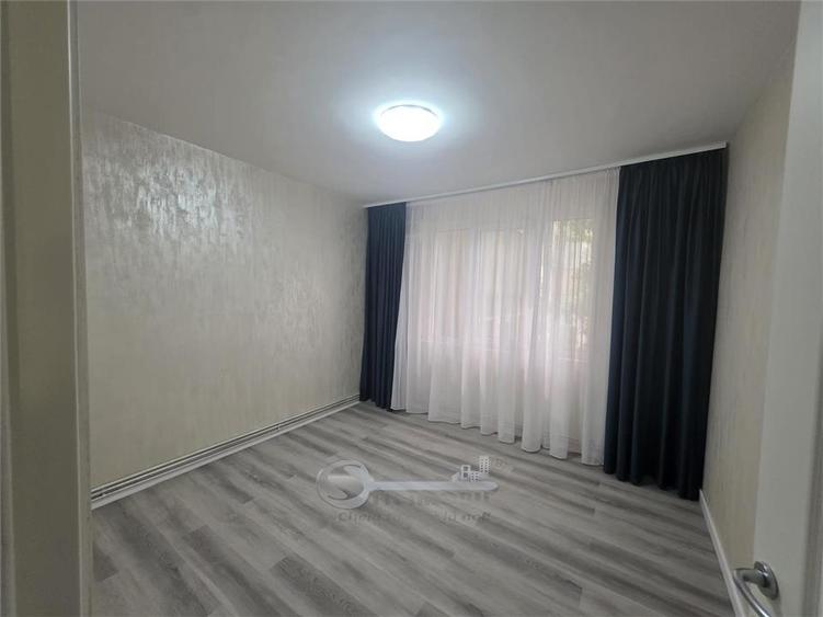 Apartament 3 camere - Alexandru cel Bun - etaj 2 - renovat