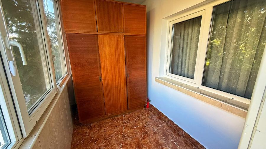 Apartament mobilat etaj 2 str. Rozelor aproape de plaja.