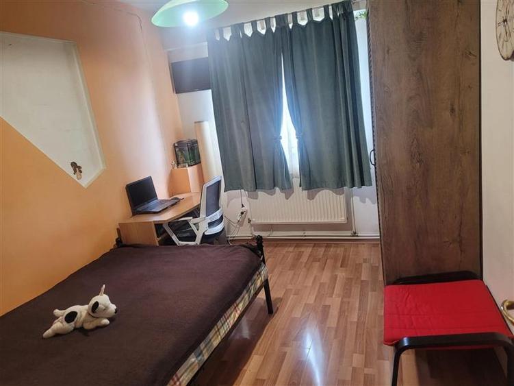 Apartament 3 camere , zona ultracentrala - Unitatea de Pompieri, renovat , mobil
