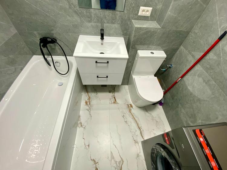 Apartament - Prima inchiriere-Parcare-AC-Centrala- Militari Residence
