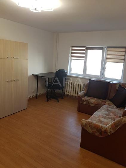 Apartament 4 camere, compartimentat în două unități, Mărăști.