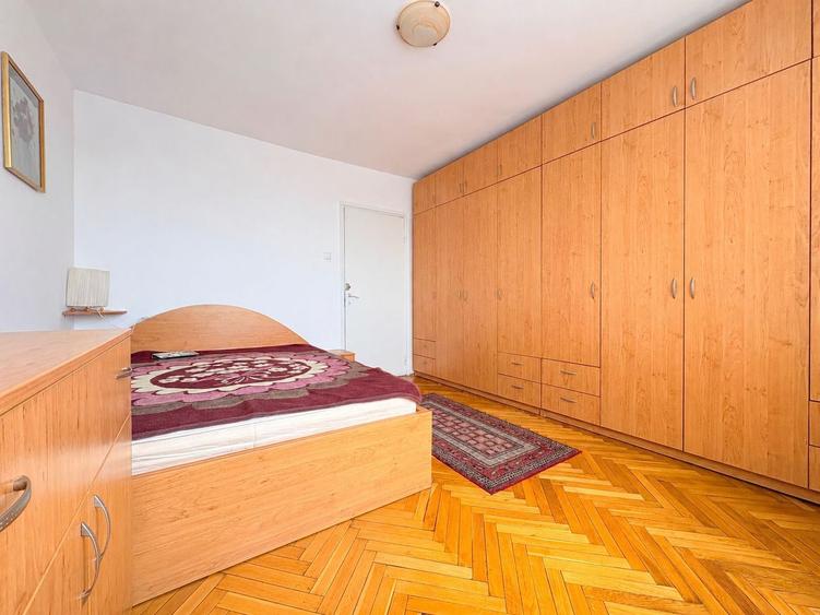 3 camere, suprafata generoasa, in zona Centrala - Take Ionescu