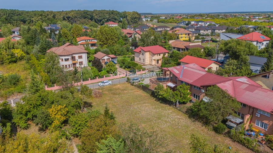 Teren strada Rozelor, toate utilitatile la limita de proprietate, asfalt - 4