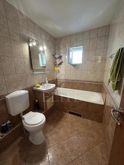 Apartament 3 camere în zona BILLA