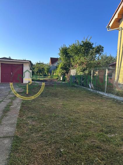 Casă individuală de închiriat în Sibiu – singur în curte, teren 900 mp, garaj