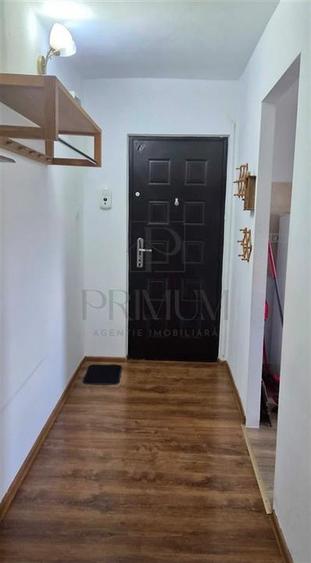 BUCOVINA - 2 CAMERE - CENTRALA PROPRIE - BLOC IZOLAT CU ACOPERIS