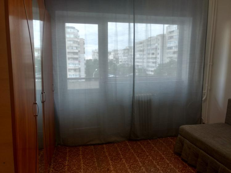 Apartament 2 camere decomandat, etaj intermediar