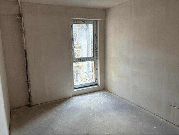 Apartament decomandat | 3 camere | 2 băi |M. Viteazul