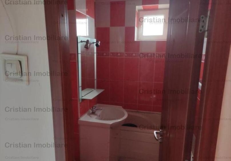 Apartament 4 camere DECOMANDAT , zona Viziru 3