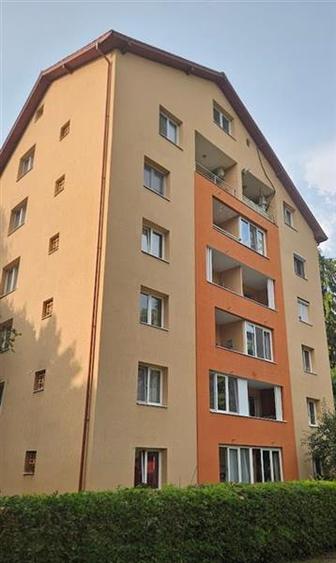 Apartament 4 camere zona 7 Noiembrie UMFST Spitale