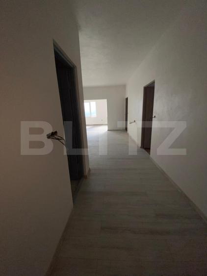 Apartament 5 camere – 117 mp utili, 2 bai, zona Decebal