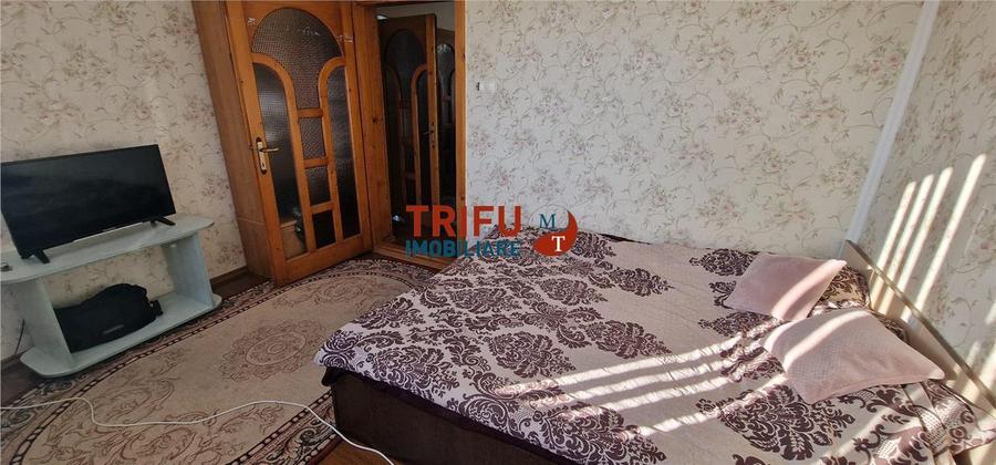Casa de vanzare 5 camere zona Barabant