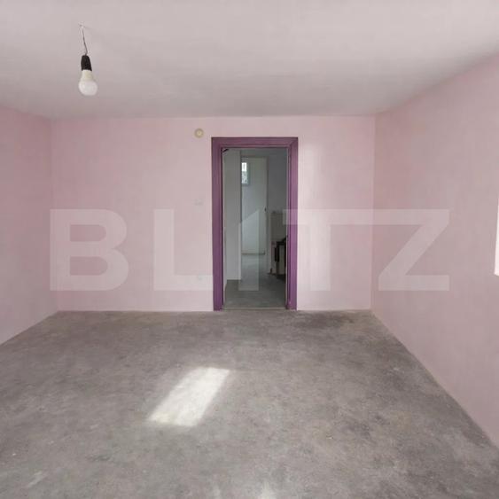 Casa individuala cu front mare la strada, 80 mp, teren 740 mp, Apahida