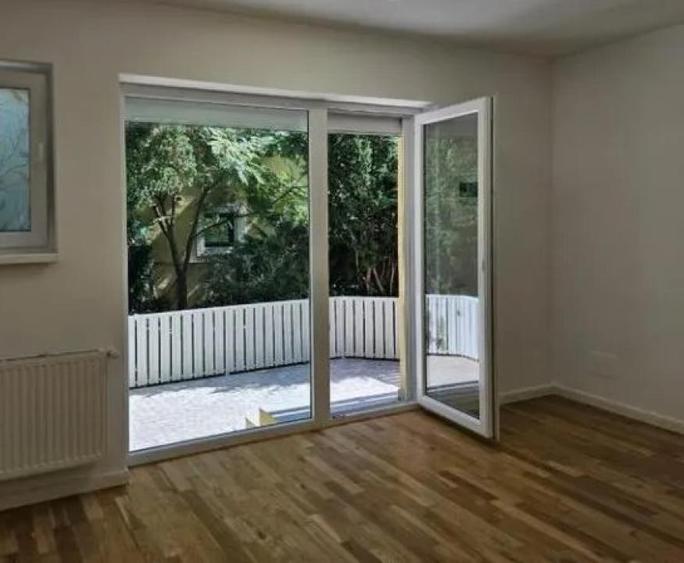 Apartament 2 camere 2003 FOARTE SPATIOS 76MP Unirii - Bd Regina Maria